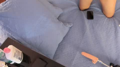 bellaboobs_ online show from 17, 7, 2026