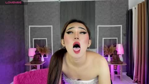 Snapshot of bellabrown_19xxx chatting on 7, 3, 2025 Bella online show from 7, 3, 2025