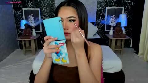 Snapshot of bellabrown_19xxx chatting on 21, 9, 2025 Bella online show from 21, 9, 2025