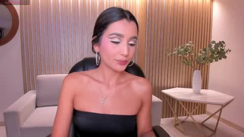  Bella C  online show from 6, 5, 2026
