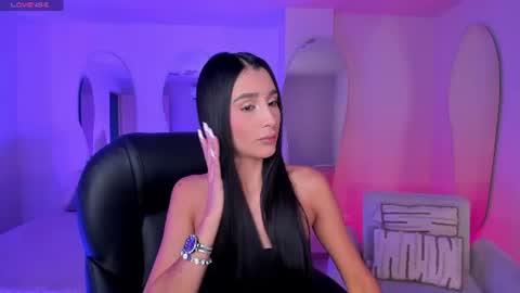  Bella C  online show from 14, 6, 2026