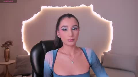  Bella C  online show from 13, 7, 2026