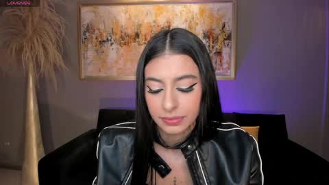 Bella online show from 6, 5, 2026
