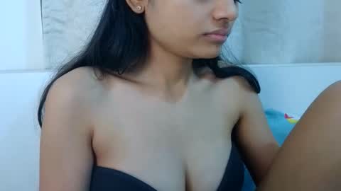 Snapshot of bellacrystall chatting on 16, 1, 2026 bellacrystall online show from 16, 1, 2026