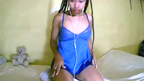 bellaena online show from 30, 10, 2025