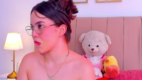 BellaFontana online show from 8, 5, 2026