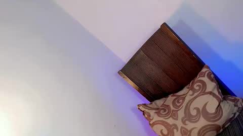 Snapshot of bellafucks1 chatting on 14, 11, 2025 Bella rowt online show from 14, 11, 2025