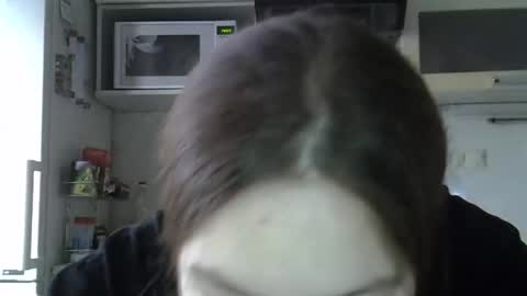 Snapshot of bellahadid8 chatting on 8, 1, 2026 Charming Hamster online show from 8, 1, 2026