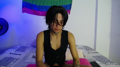 Snapshot of bellamy0955 chatting on 17, 4, 2026 bellamy0955 online show from 17, 4, 2026