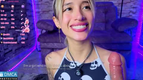   online show from 28, 4, 2026