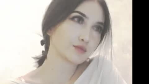 Snapshot of bellapoarch chatting on 22, 7, 2026 sophie online show from 22, 7, 2026