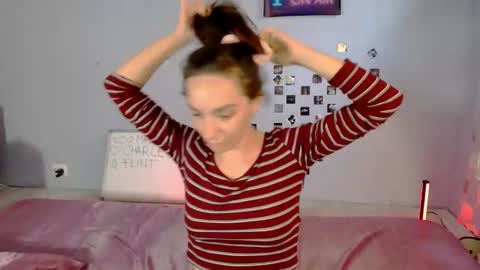 bellaqueen0701 online show from 22, 11, 2025