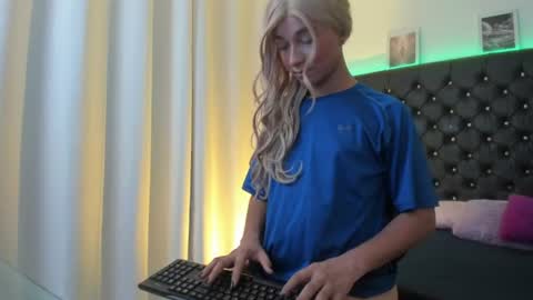 bellaroge online show from 31, 7, 2026