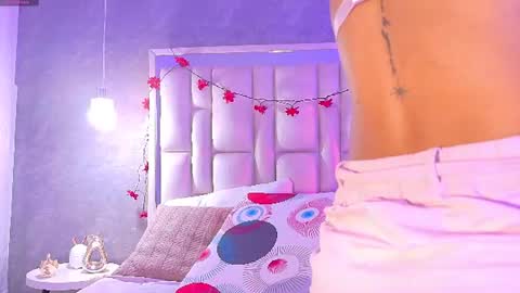 BellaSanderrs online show from 6, 7, 2026