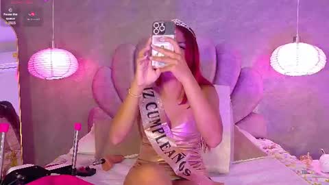 BellaSanderrs online show from 13, 7, 2026