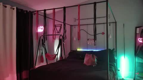 Snapshot of bellaskeykeeper chatting on 19, 3, 2026 Bellaskeykeeper online show from 19, 3, 2026