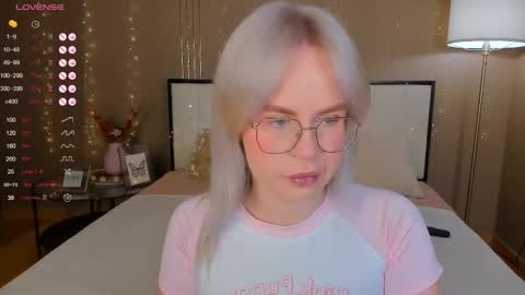 Bella online show from 23, 11, 2025