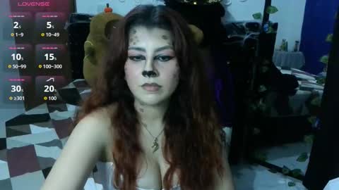 Snapshot of bellatrix_colen chatting on 31, 10, 2025 Aleja online show from 31, 10, 2025