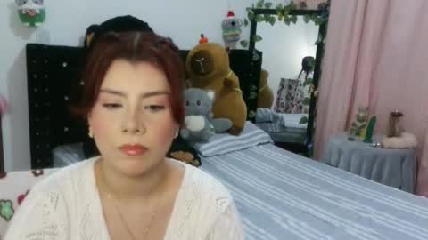 Snapshot of bellatrix_colen chatting on 16, 11, 2025 Aleja online show from 16, 11, 2025