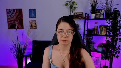 Bella. Ntmu online show from 4, 1, 2025