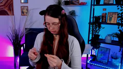 Bella. Ntmu online show from 27, 1, 2025