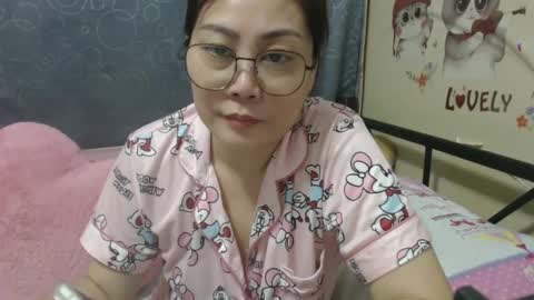 Bella online show from 12, 1, 2025