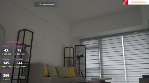 Snapshot of belle_adrienne chatting on 15, 2, 2026 Belle Adrienne IG online show from 15, 2, 2026