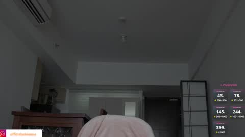 Snapshot of belle_adrienne chatting on 25, 2, 2026 Belle Adrienne IG online show from 25, 2, 2026