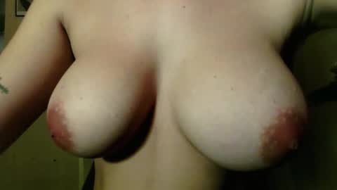 Snapshot of bellexox1 chatting on 20, 4, 2026 AMY online show from 20, 4, 2026