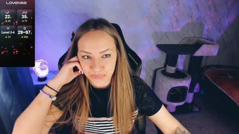 Your Annabelle Wolf  online show from 4, 1, 2025