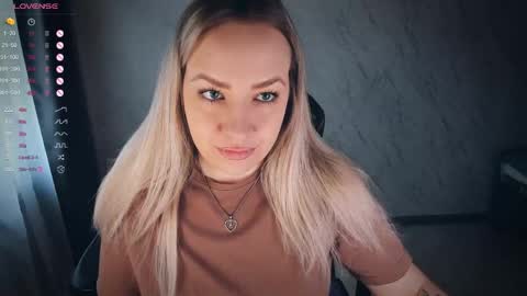 Your Annabelle Wolf  online show from 15, 5, 2026