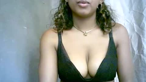 Snapshot of bellibellah chatting on 7, 3, 2026 BelliBellah online show from 7, 3, 2026