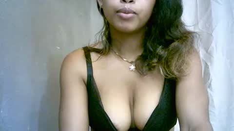 Snapshot of bellibellah chatting on 8, 3, 2026 BelliBellah online show from 8, 3, 2026