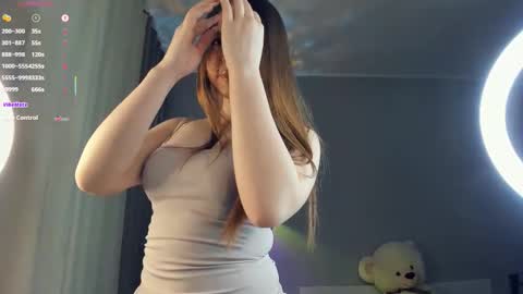 Bella online show from 10, 11, 2025