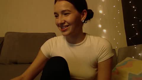 Bella online show from 11, 3, 2026