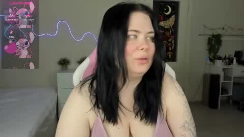 Snapshot of bellybooxo chatting on 10, 7, 2026 LinaBoo online show from 10, 7, 2026