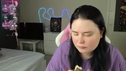 Snapshot of bellybooxo chatting on 24, 7, 2026 LinaBoo online show from 24, 7, 2026