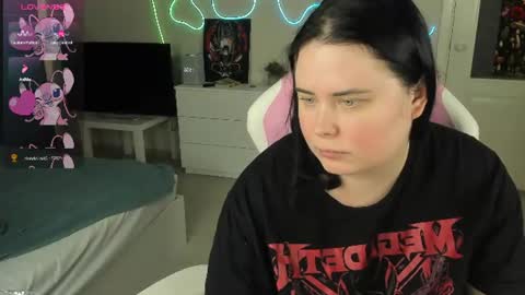 Snapshot of bellybooxo chatting on 28, 7, 2026 LinaBoo online show from 28, 7, 2026