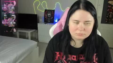 Snapshot of bellybooxo chatting on 4, 8, 2026 LinaBoo online show from 4, 8, 2026