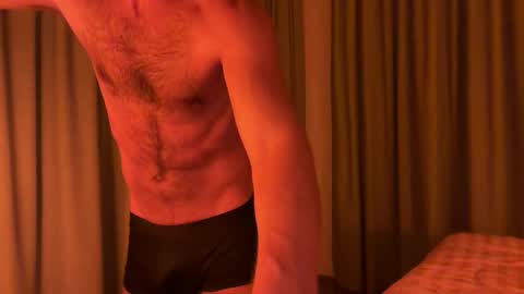 Snapshot of benb821 chatting on 28, 10, 2025 Ben online show from 28, 10, 2025