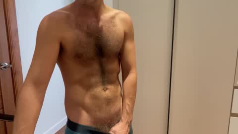 Snapshot of benb821 chatting on 31, 10, 2025 Ben online show from 31, 10, 2025