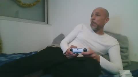 benbare13 online show from 25, 12, 2024