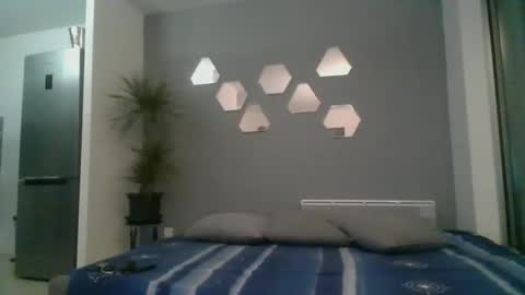 benbare13 online show from 30, 12, 2024