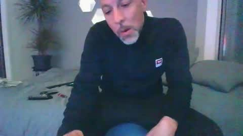 benbare13 online show from 22, 2, 2025