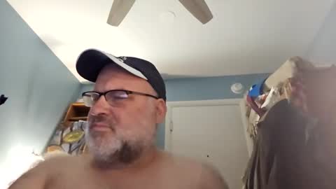 Snapshot of bendavewill chatting on 4, 12, 2025 Bendavewill online show from 4, 12, 2025