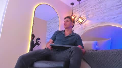 BENJAMIN online show from 28, 7, 2026