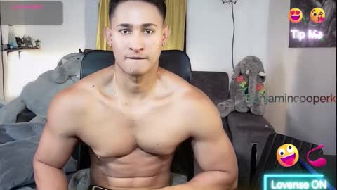 benjamincooperk online show from 28, 2, 2026