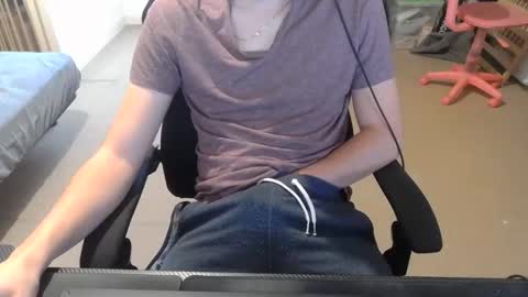 Benjifrenchi online show from 31, 10, 2025