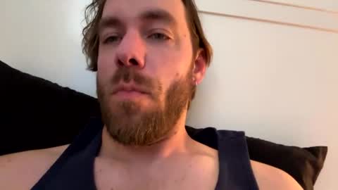 Snapshot of benn69fux chatting on 5, 8, 2026 benn69fux online show from 5, 8, 2026