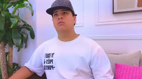 bennett_alejoo online show from 30, 6, 2026